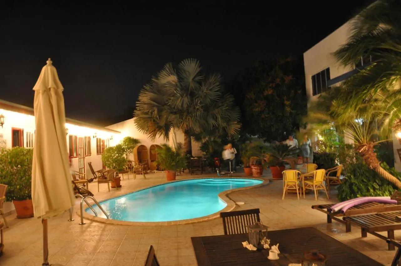 Harmony Hotel Hostel Aruba Tanki Leendert 2*,